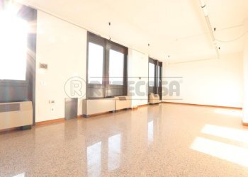 IMG_8368.JPG - Ufficio Via Aldo Moro 10, Vicenza - foto 25