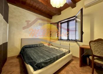 33ad6192-6158-41c3-8d27-1bdb24d69f67.jpeg - Villa Via Priamo, Siracusa - foto 8