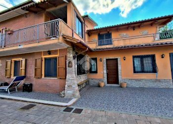 Independent house Corso Indipendenza, Vallefoglia - photo 1