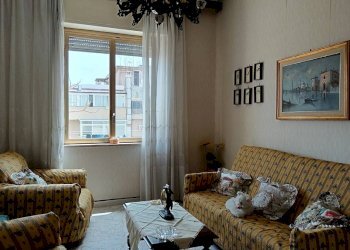 Quadrilocale Cortile Deposito Locomotive, Palermo (zona Brancaccio) - foto 3