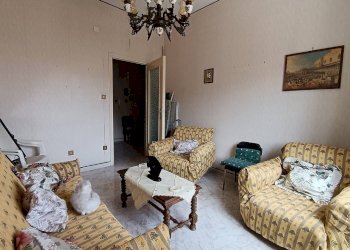 Quadrilocale Cortile Deposito Locomotive, Palermo (zona Brancaccio) - foto 5