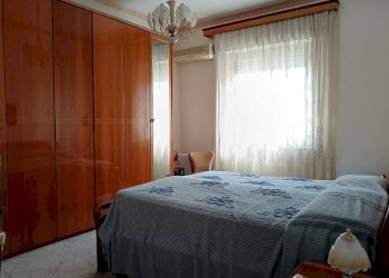 Quadrilocale Cortile Deposito Locomotive, Palermo (zona Brancaccio) - foto 15