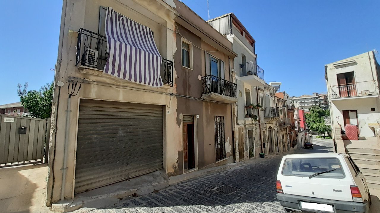 20240710_101321.jpg - Villa Via Carcerivia Carceri, Palazzolo Acreide - foto 2