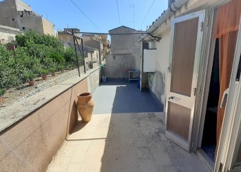 20240710_100847.jpg - Villa Via Carcerivia Carceri, Palazzolo Acreide - foto 1