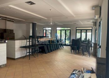 WhatsApp Image 2024-07-04 at 17.41.17.jpeg - Commercial Premises Via Democrazia 64, Massa - photo 10