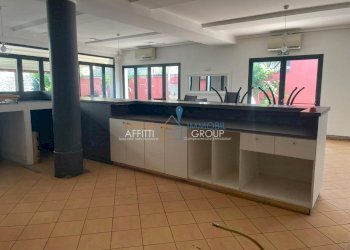 WhatsApp Image 2024-07-04 at 17.41.17 (11).jpeg - Commercial Premises Via Democrazia 64, Massa - photo 19