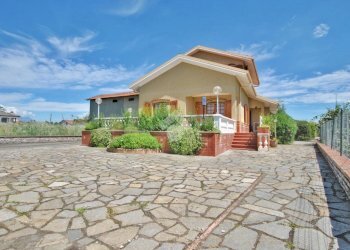 Villa Via Trompa Lunga, Borgo d'Ale - photo 2