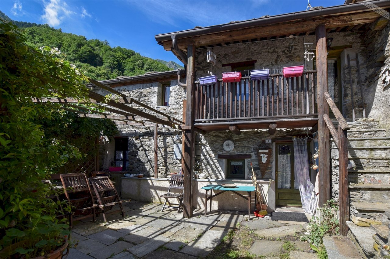 Casa semi indipendente Borgata Aghit 1, Bobbio Pellice - foto 1