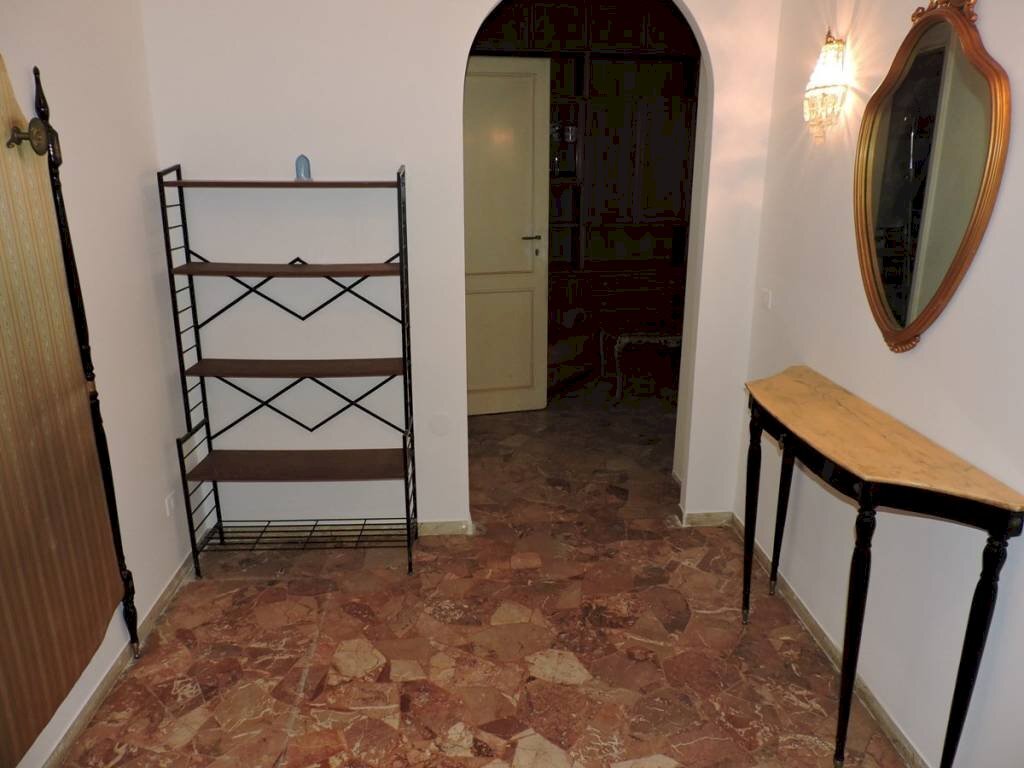 Ingresso - Four-room apartment salita della Provvidenza, 6, Genova (neighborhood Principe) - photo 3