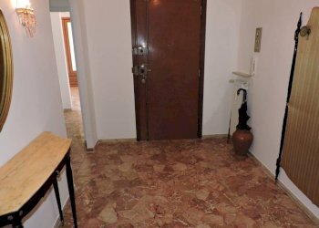 Ingresso - Quadrilocale salita della Provvidenza, 6, Genova (zona Principe) - foto 2