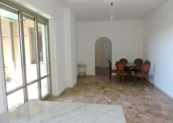 Salone - Four-room apartment salita della Provvidenza, 6, Genova (neighborhood Principe) - photo 8