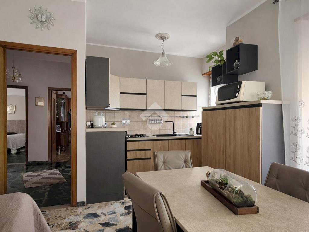 Casa semi indipendente Via Visconti Venosta, Bra - foto 1