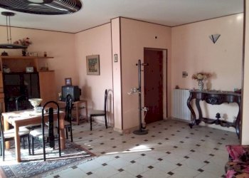 Salone - Trilocale via Roma, San Giorgio del Sannio - foto 5