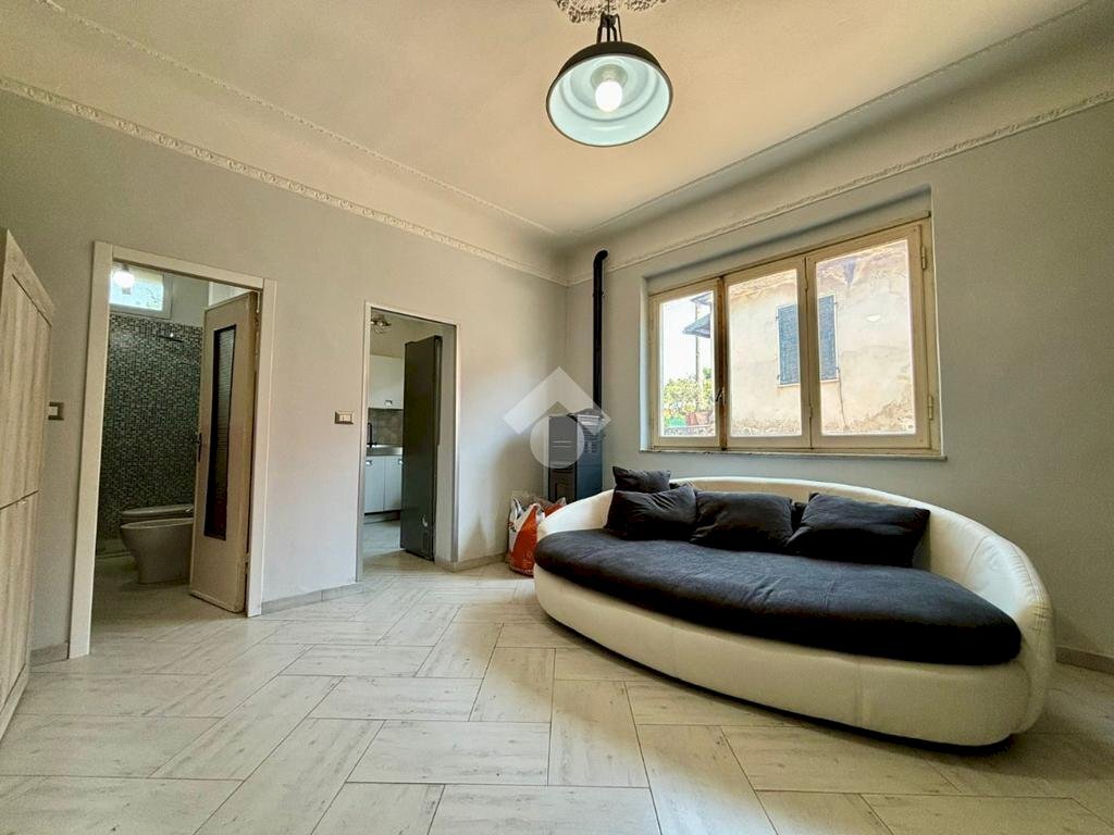 Three-room apartment Via Indipendenza, Santo Stefano di Magra - photo 3