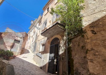 Stable - Palace Via Strada Maggiore, Alvito - photo 3