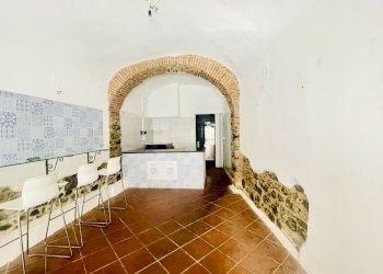 IMG_4042.jpg - Commercial Premises Sarzana - photo 4