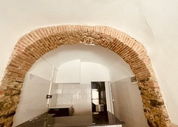 IMG_4045.jpg - Commercial Premises Sarzana - photo 5