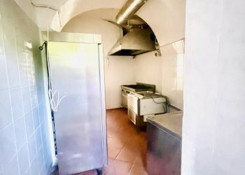 IMG_4038.jpg - Commercial Premises Sarzana - photo 10