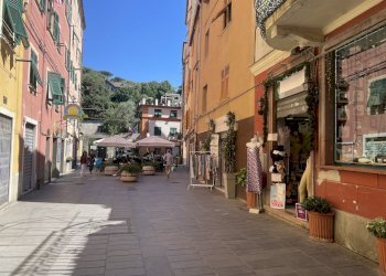 posizione negozio affitto piazza albertina sestri - Locale Commerciale Piazza Albertina 19r, Genova - foto 9