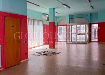 Negozio via Cavour, Muggiò - foto 3