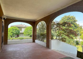 Villa Unifamiliare Curtatone - foto 1