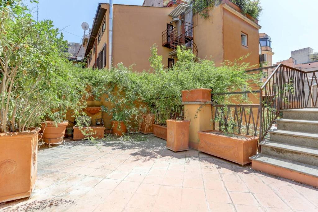 terrazza - Appartamento via di Propaganda, 9, Roma (zona Centro Storico) - foto 1