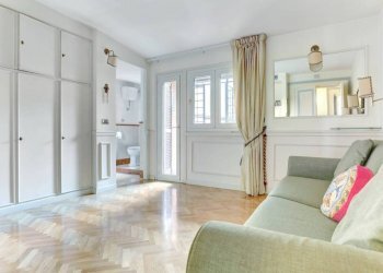 camera da letto - Appartamento via della Vite, 48, Roma (zona Centro Storico) - foto 25