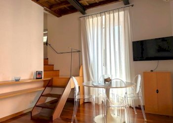 Salone - Bilocale via Mario de' Fiori, 34, Roma (zona Centro Storico) - foto 3