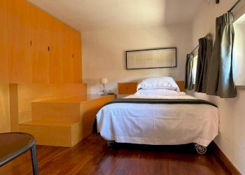 Camera da letto - Bilocale via Mario de' Fiori, 34, Roma (zona Centro Storico) - foto 10