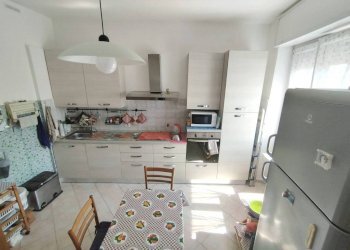 Cucina - Bilocale via Roma, 74, Pregnana Milanese - foto 8