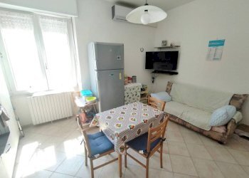 Salone - Bilocale via Roma, 74, Pregnana Milanese - foto 11