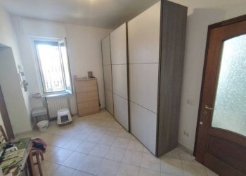 Stanza arredata - Bilocale via Roma, 74, Pregnana Milanese - foto 21