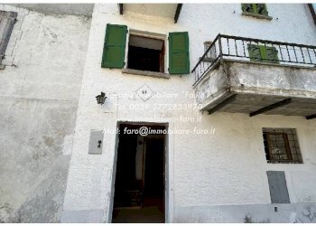 Facciata - Casa indipendente via Falmenta, Gurro - foto 7