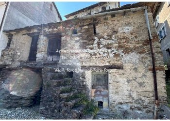 Facciata - Casa indipendente via Falmenta, Gurro - foto 44