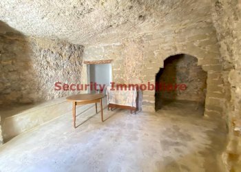 Box auto - Bilocale Sciacca - foto 1