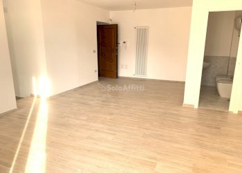 IMG_0324.jpg - Three-room apartment Via delle Ferriere 20, Caserta - photo 2