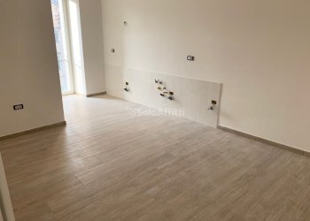 IMG_0325.jpg - Three-room apartment Via delle Ferriere 20, Caserta - photo 4