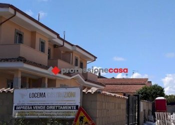 villetta quadrilocale su due livelli (5).jpg - Villa a Schiera Pomezia - foto 2