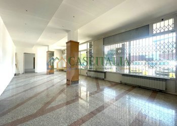 1.jpeg - Commercial Premises Ivrea - photo 1