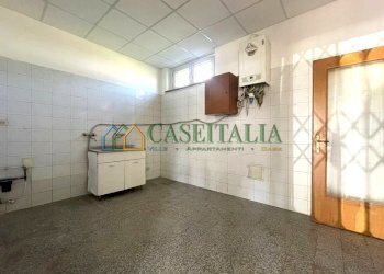 16.jpeg - Commercial Premises Ivrea - photo 17