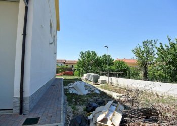 Shed VIA VESPUCCI, Montesilvano - photo 6