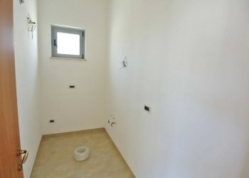 Shed VIA VESPUCCI, Montesilvano - photo 16
