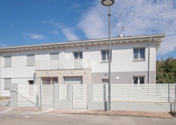 Terraced Villa Via Tondelli, San Prospero - photo 1