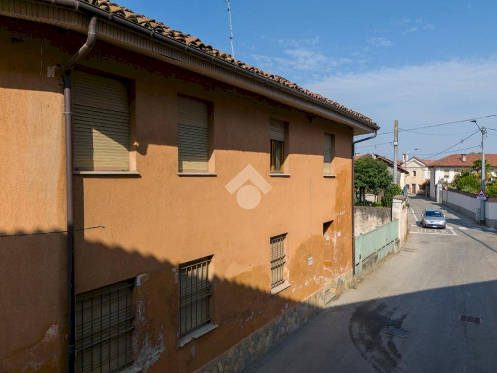 Four-room apartment Via Capello, Scarnafigi - photo 1