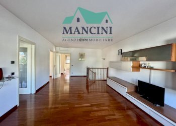 Casa indipendente PEPPINO IMPASTATO, Jesi - foto 1