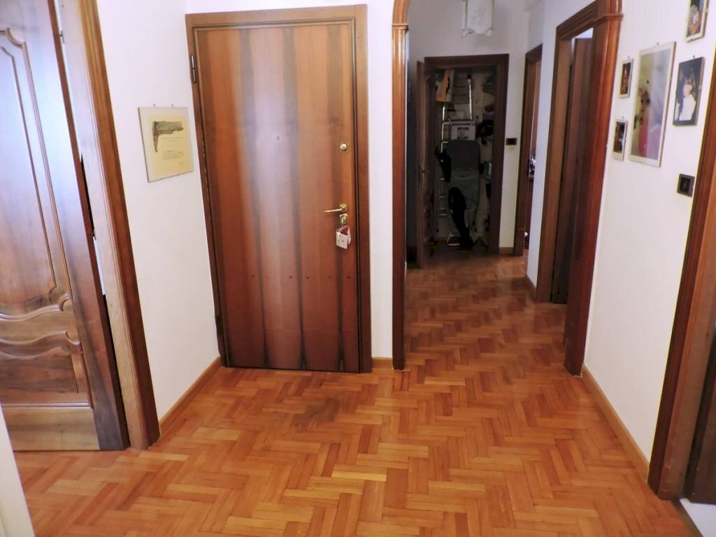 Ingresso - Three-room apartment via Matteo Vinzoni, 4, Genova (neighborhood Sampierdarena) - photo 3