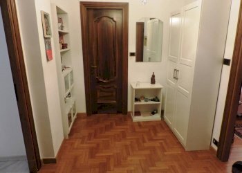 Ingresso - Three-room apartment via Matteo Vinzoni, 4, Genova (neighborhood Sampierdarena) - photo 2