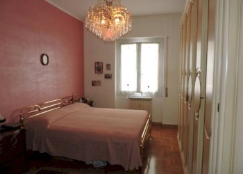 Camera 1 - Three-room apartment via Matteo Vinzoni, 4, Genova (neighborhood Sampierdarena) - photo 5