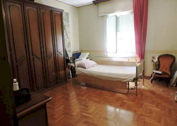 Camera 2 - Three-room apartment via Matteo Vinzoni, 4, Genova (neighborhood Sampierdarena) - photo 9