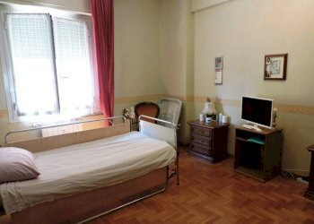 Camera 2 - Three-room apartment via Matteo Vinzoni, 4, Genova (neighborhood Sampierdarena) - photo 11